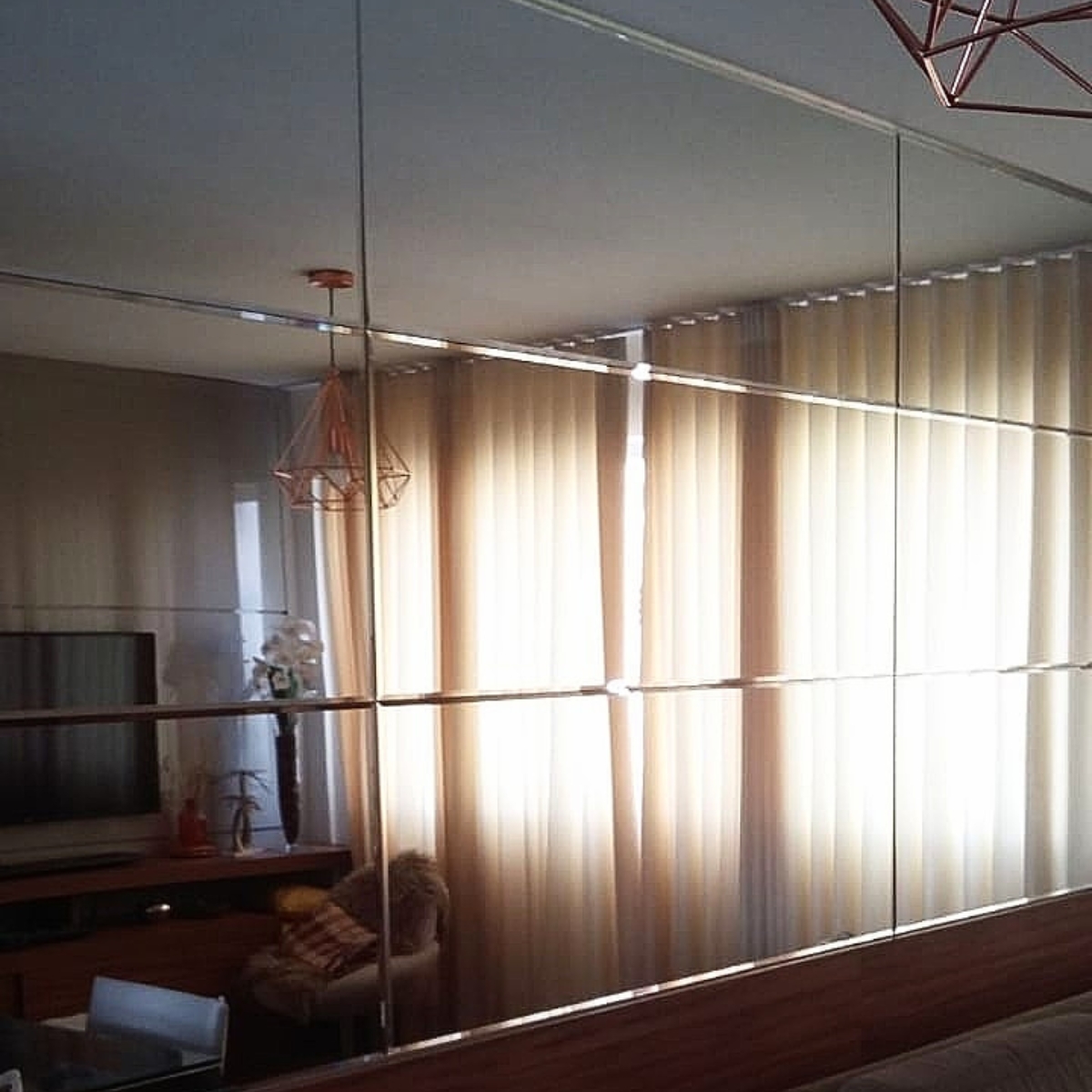 vidraçaria especialista em painel de espelho em bronze