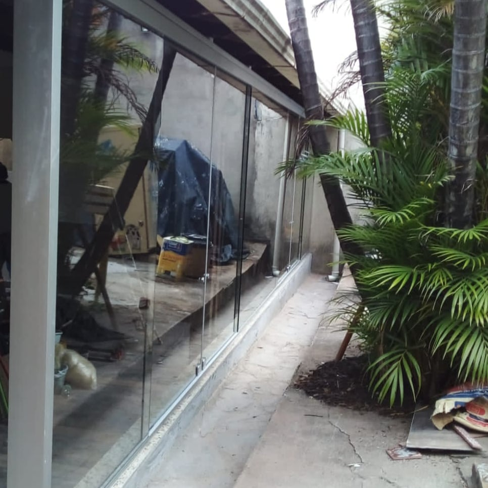 vidraçaria rjkitbox soluções em vidros residenciais